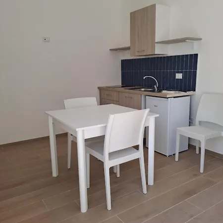 Trepuzzi アパート トッレ・ラピッロ